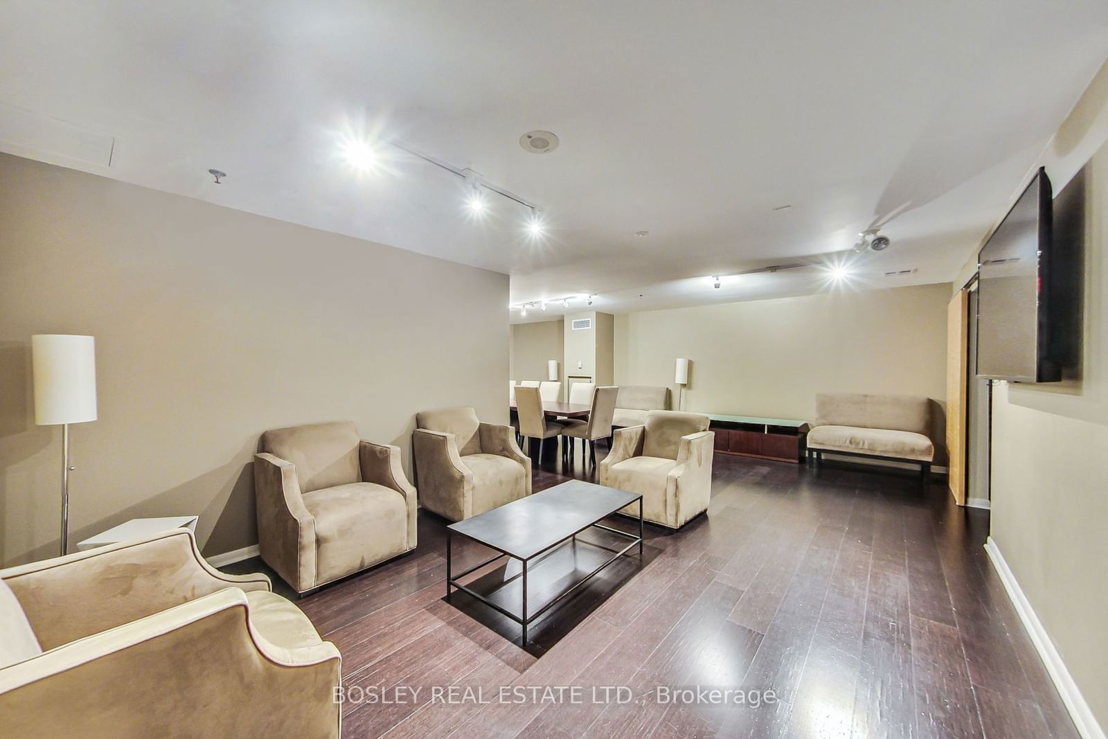 218 King St, unit 405 for rent - image #14