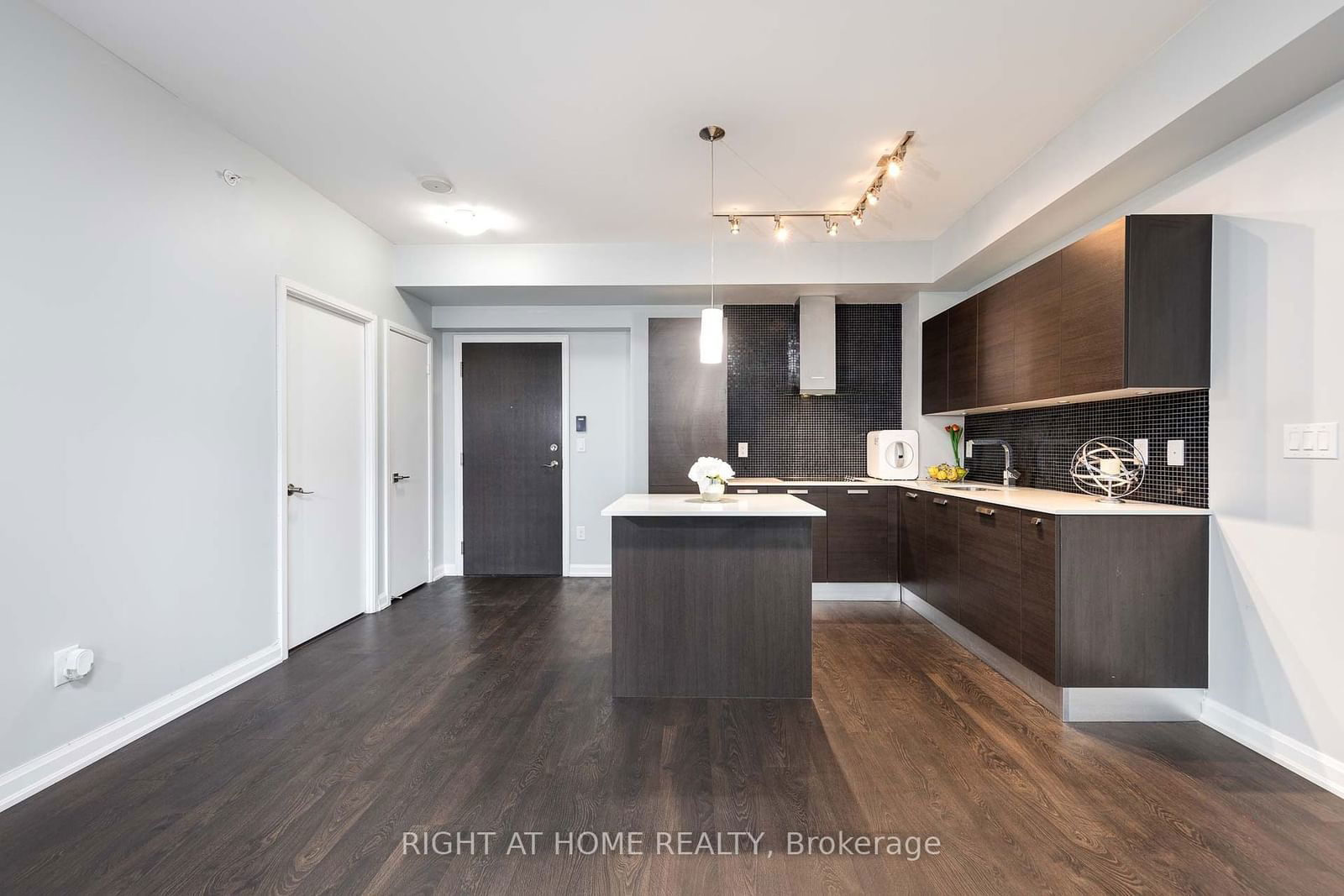 9 Bogert Ave, unit 2304 for sale - image #6