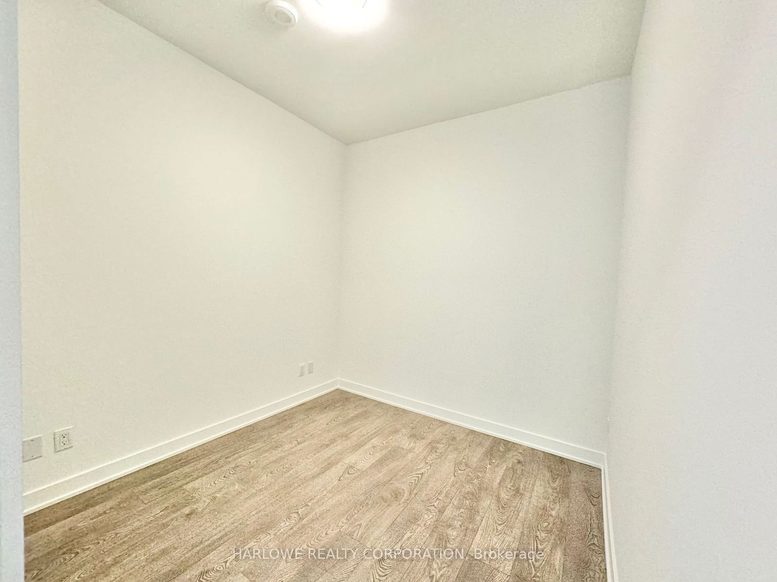 543 Richmond St W, unit 1113 for rent - image #6