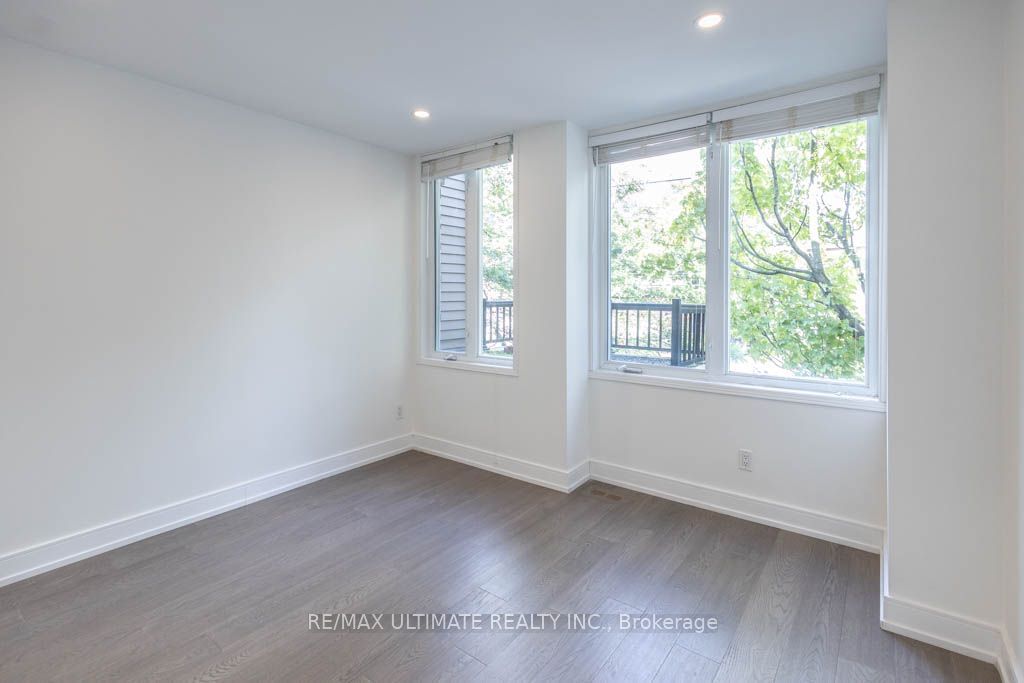 140 Bathurst St, unit TH10 for rent - image #23