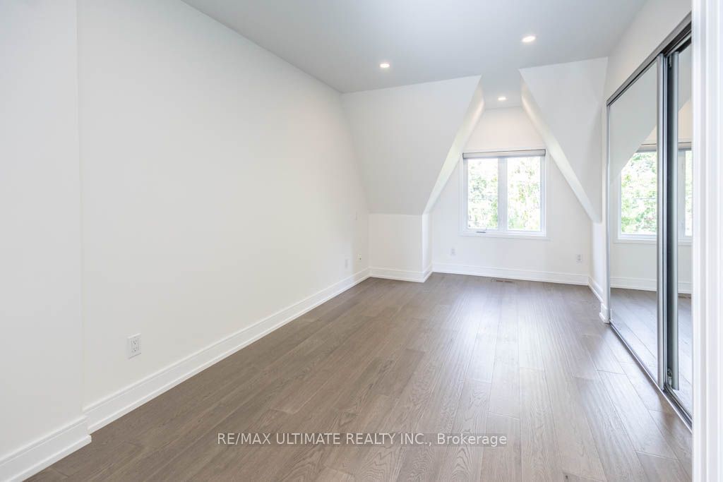 140 Bathurst St, unit TH10 for rent - image #28