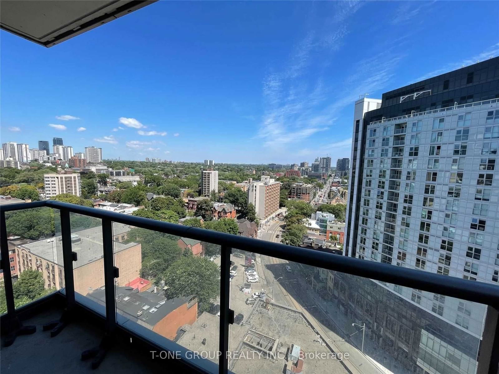 251 Jarvis St, unit 1612 for rent - image #10