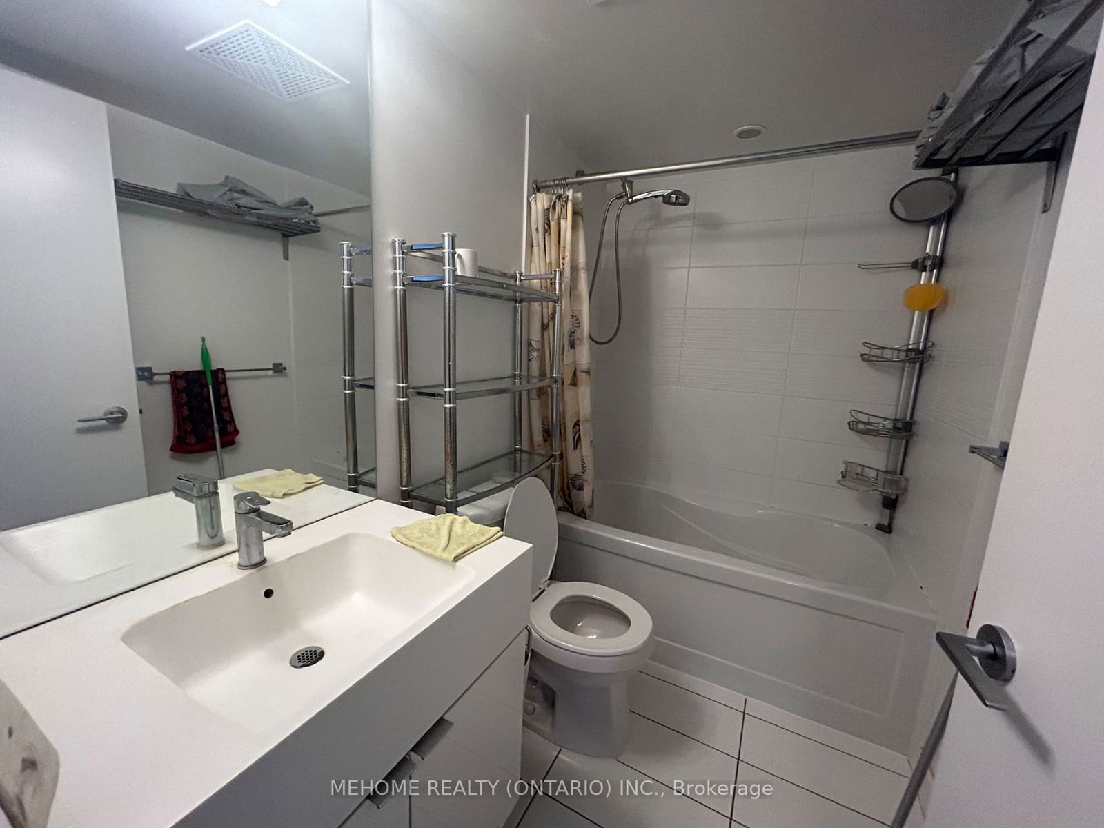 21 Iceboat Terr, unit 1207 for rent - image #8