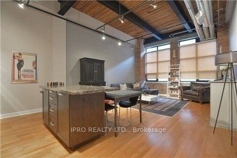 43 Hanna Ave, unit 107 for rent - image #5