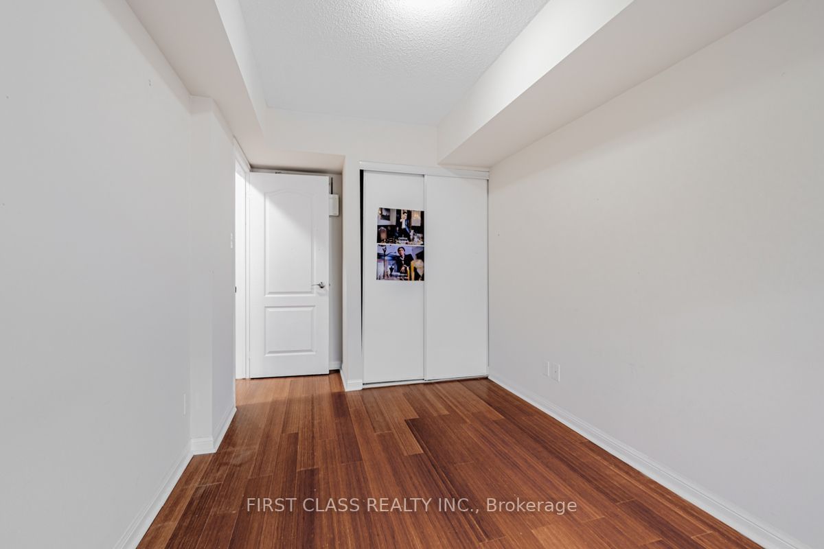 78 Carr St, unit 25 for rent - image #19