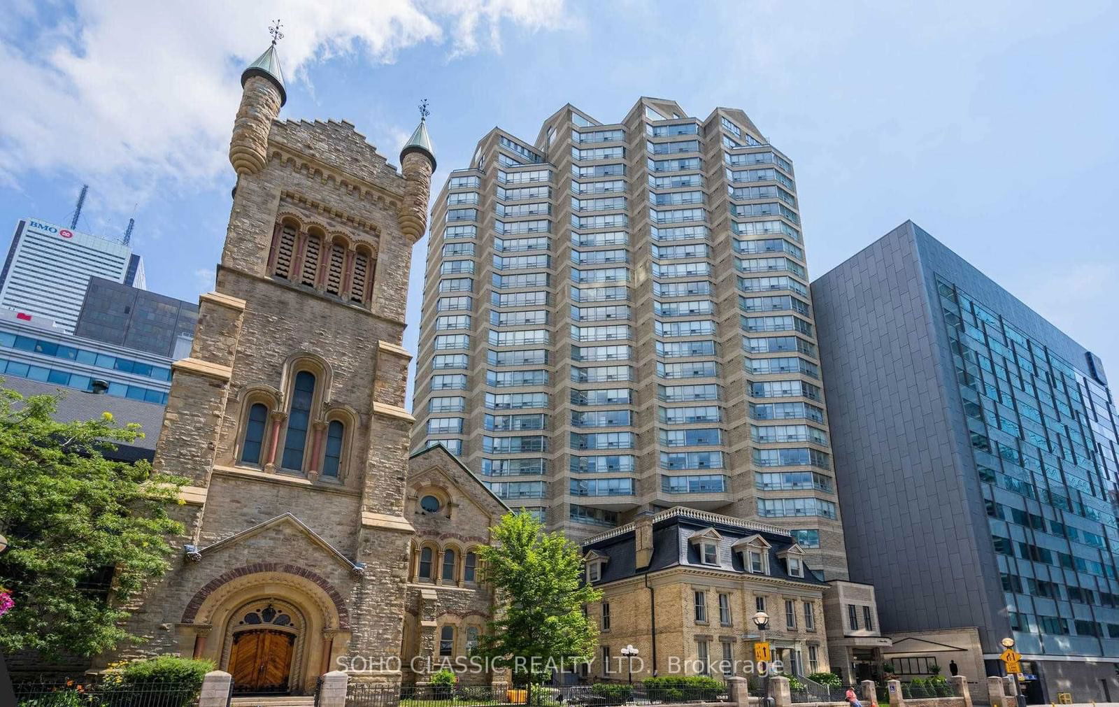 71 Simcoe St, unit 903 for rent - image #35