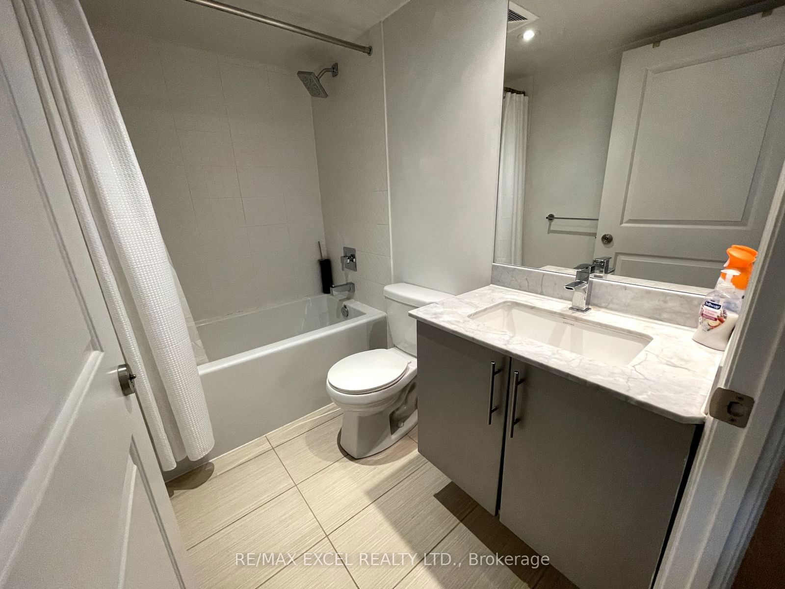 35 Bastion St, unit 307 for rent - image #18