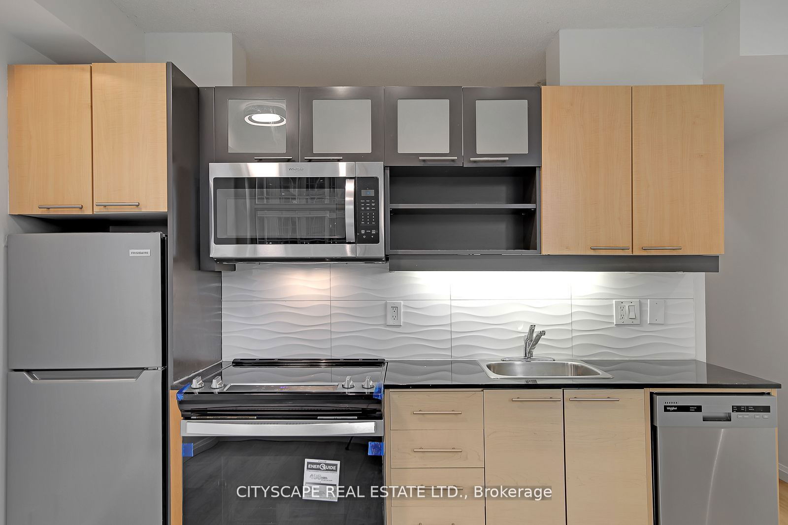 36 Blue Jays Way, unit 530 for rent - image #7