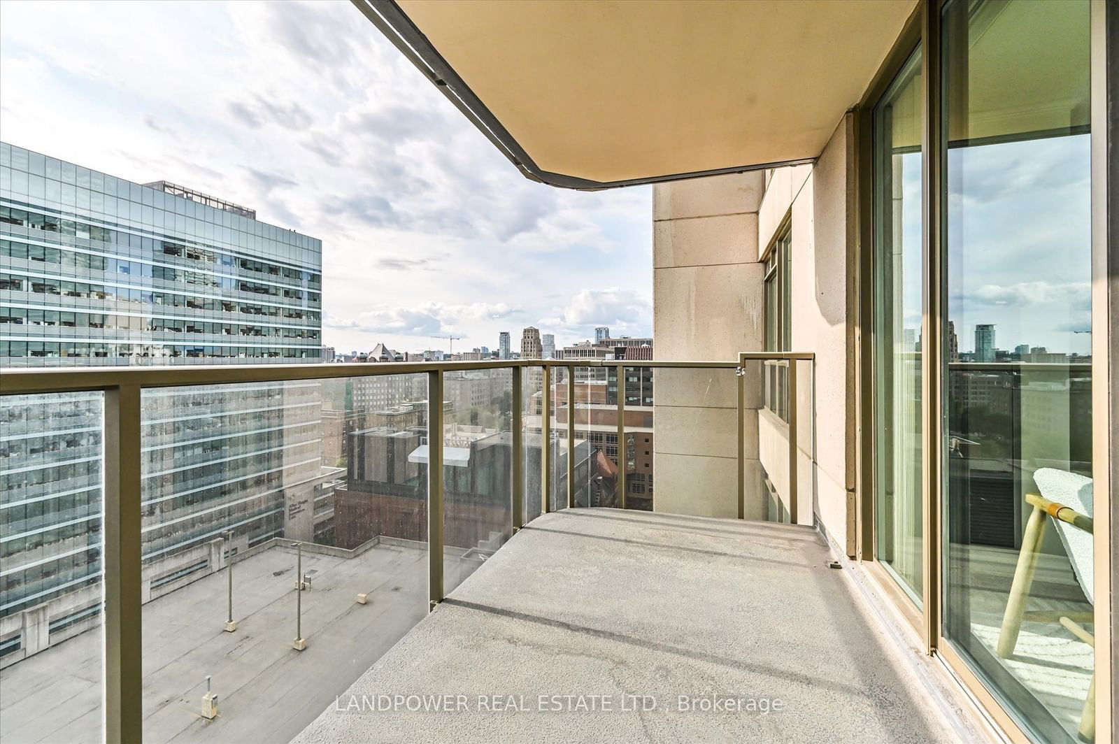 750 Bay St, unit 2108 for sale - image #16