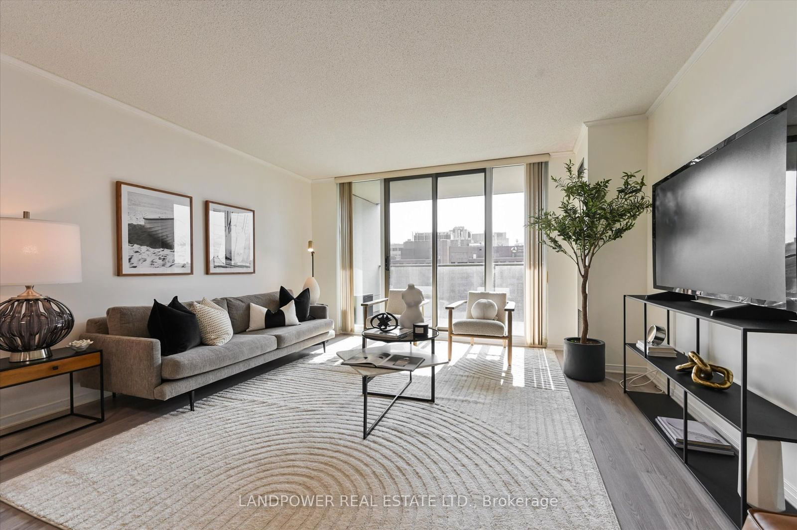 750 Bay St, unit 2108 for sale - image #4