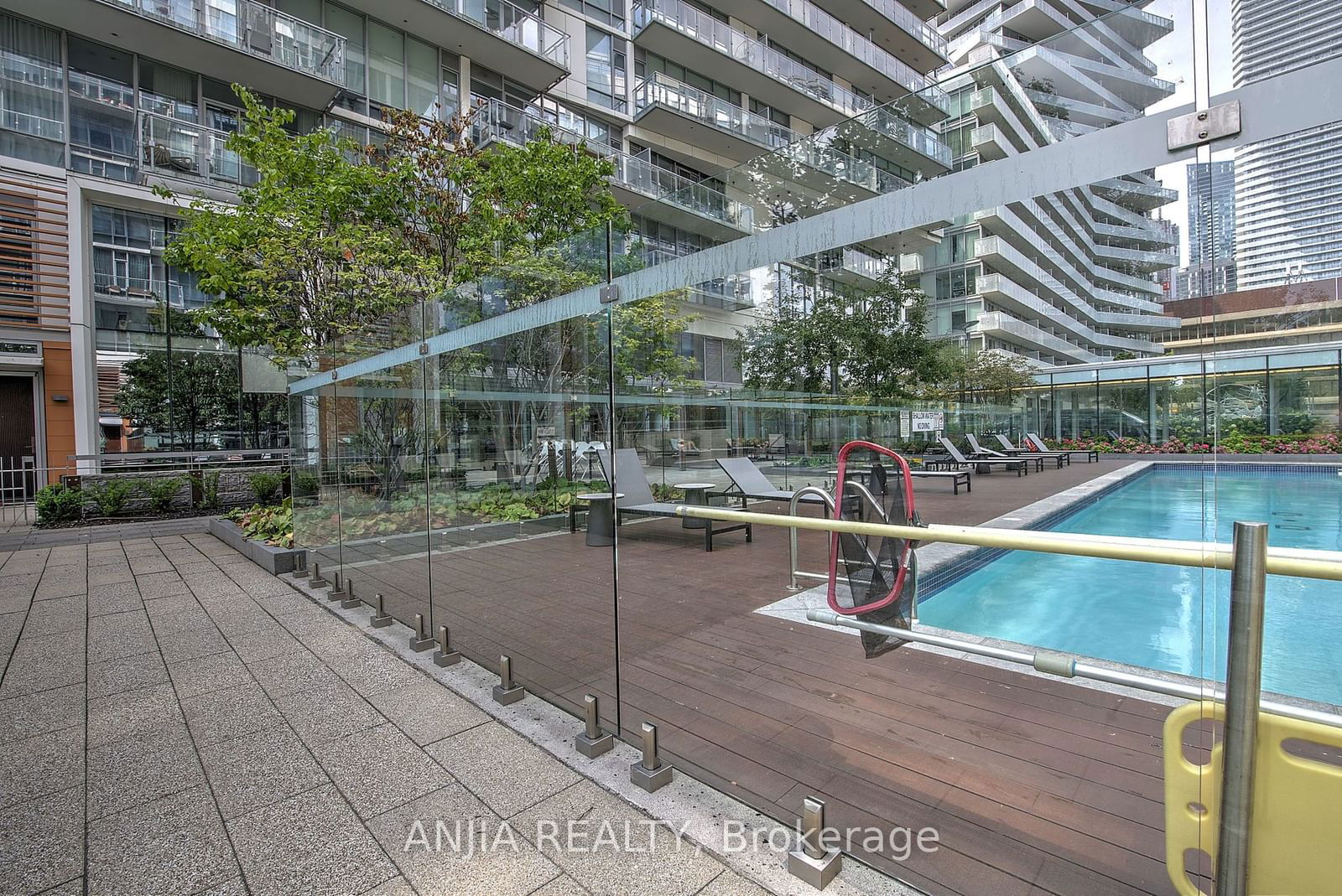 29 Queens Quay E, unit ph1209 for rent - image #13