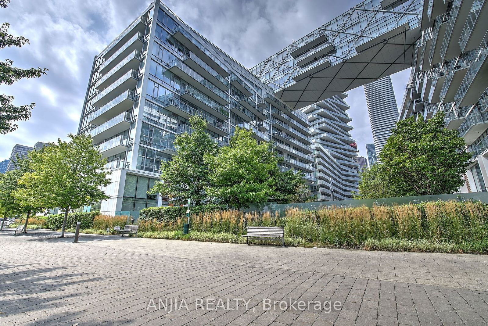 29 Queens Quay E, unit ph1209 for rent - image #14