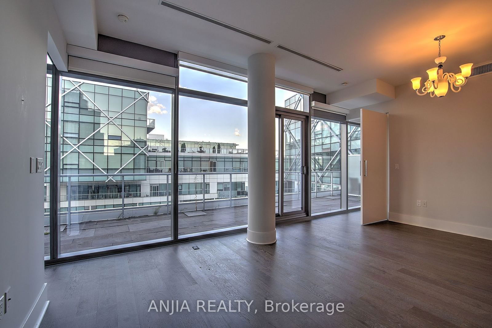 29 Queens Quay E, unit ph1209 for rent - image #28