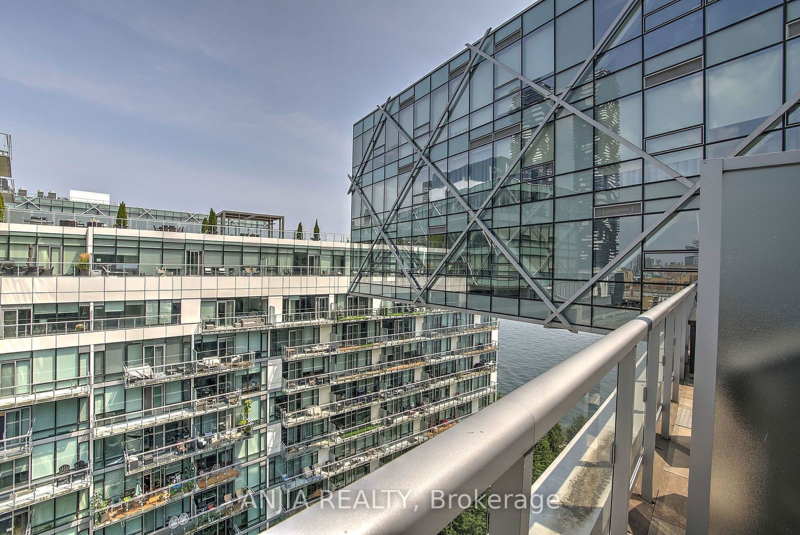 29 Queens Quay E, unit ph1209 for rent - image #4