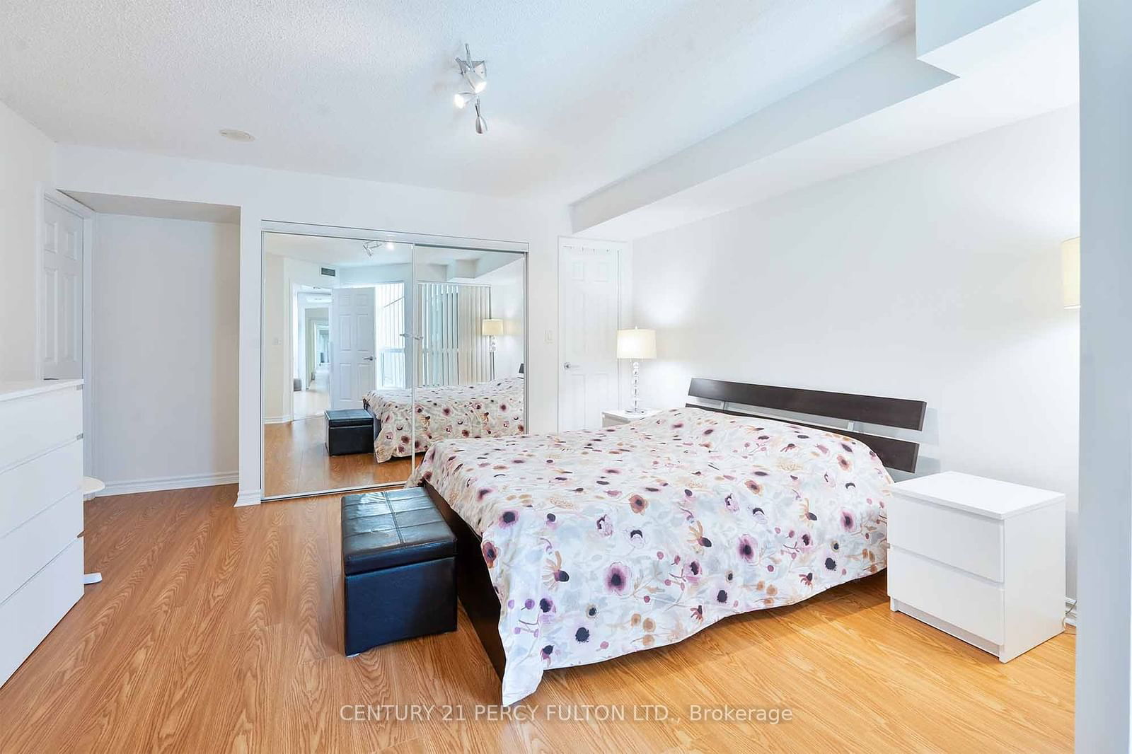 19 Barberry Pl, unit 501 for sale - image #14