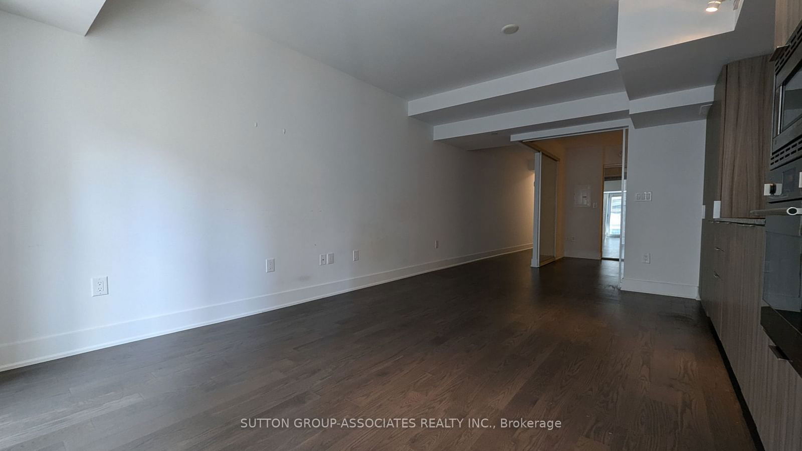 955 Bay St, unit 815 for rent - image #4