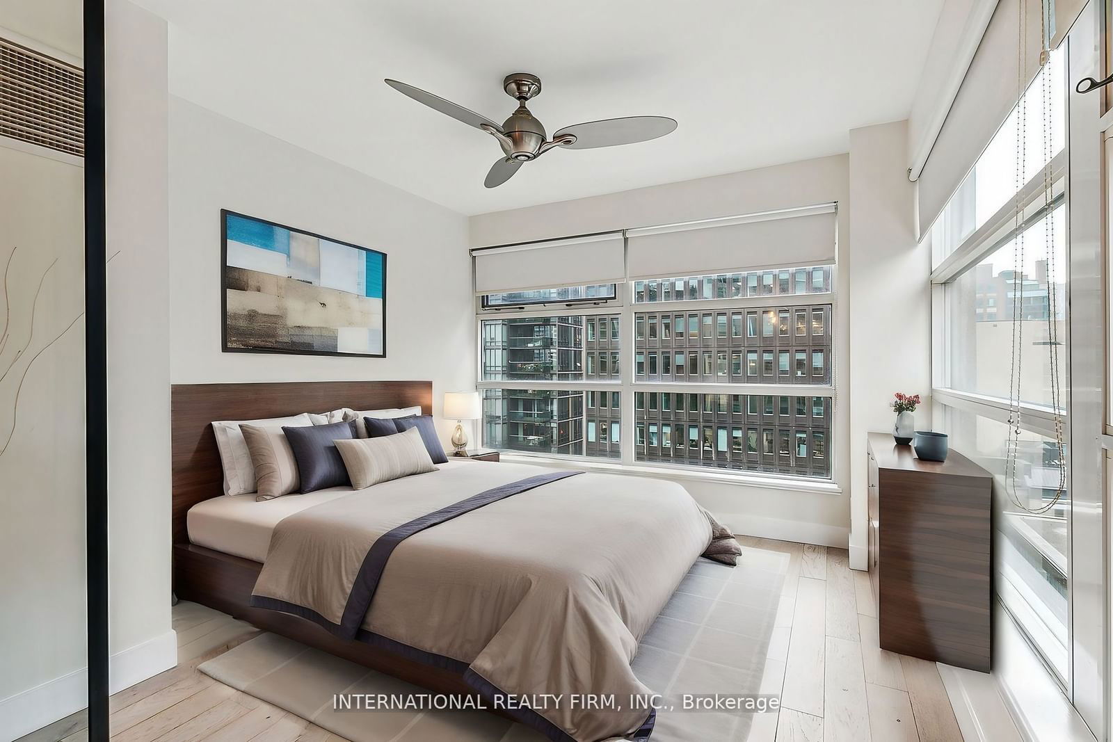 50 Lombard St, unit 1404 for sale - image #12