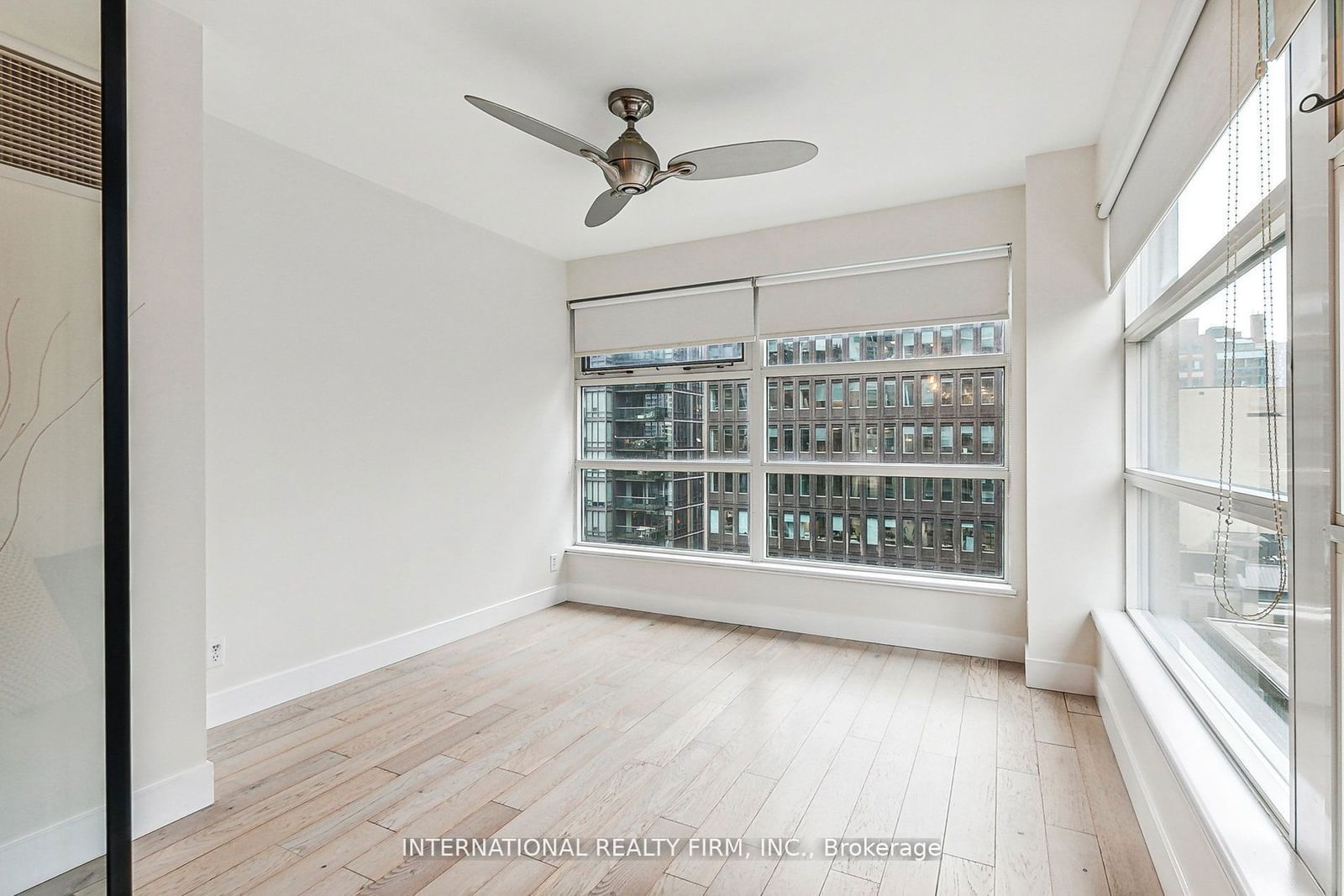 50 Lombard St, unit 1404 for sale - image #13