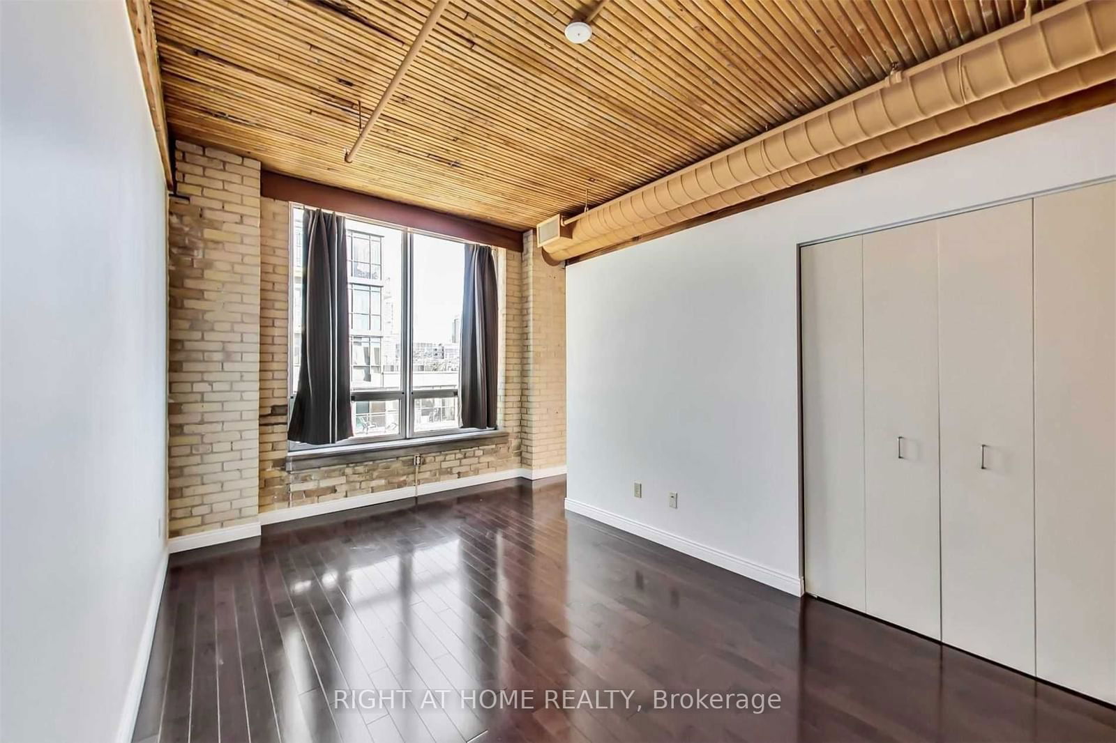 781 King St W, unit Ph 607 for rent