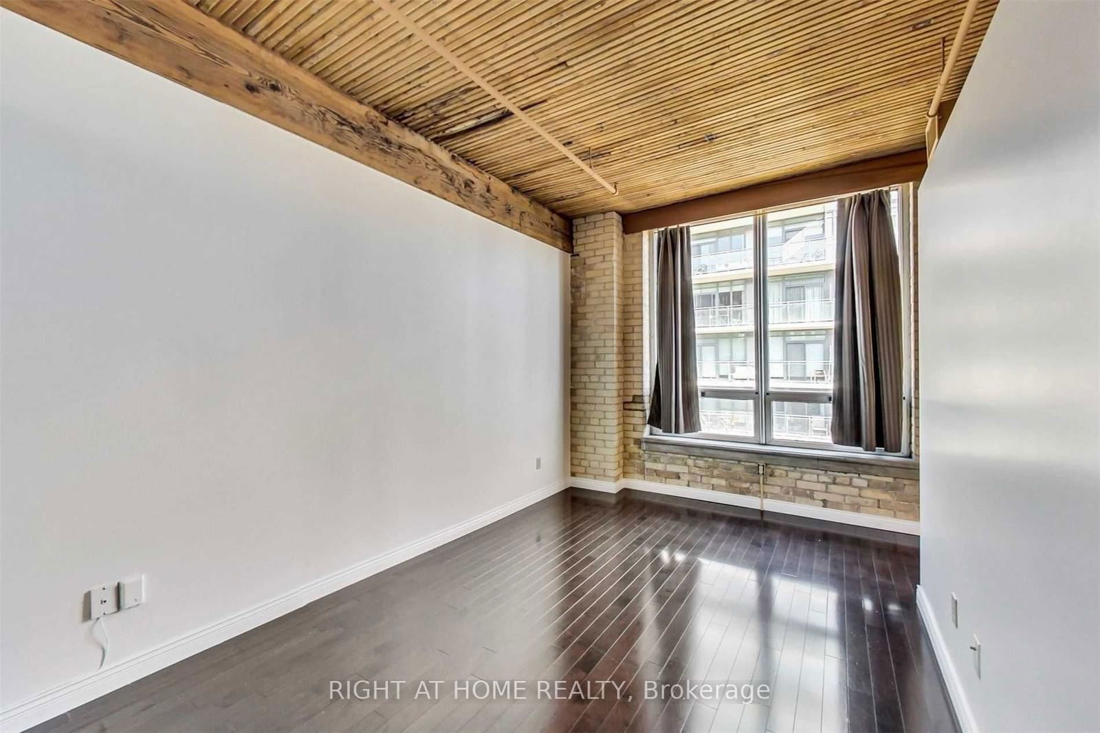 781 King St W, unit Ph 607 for rent