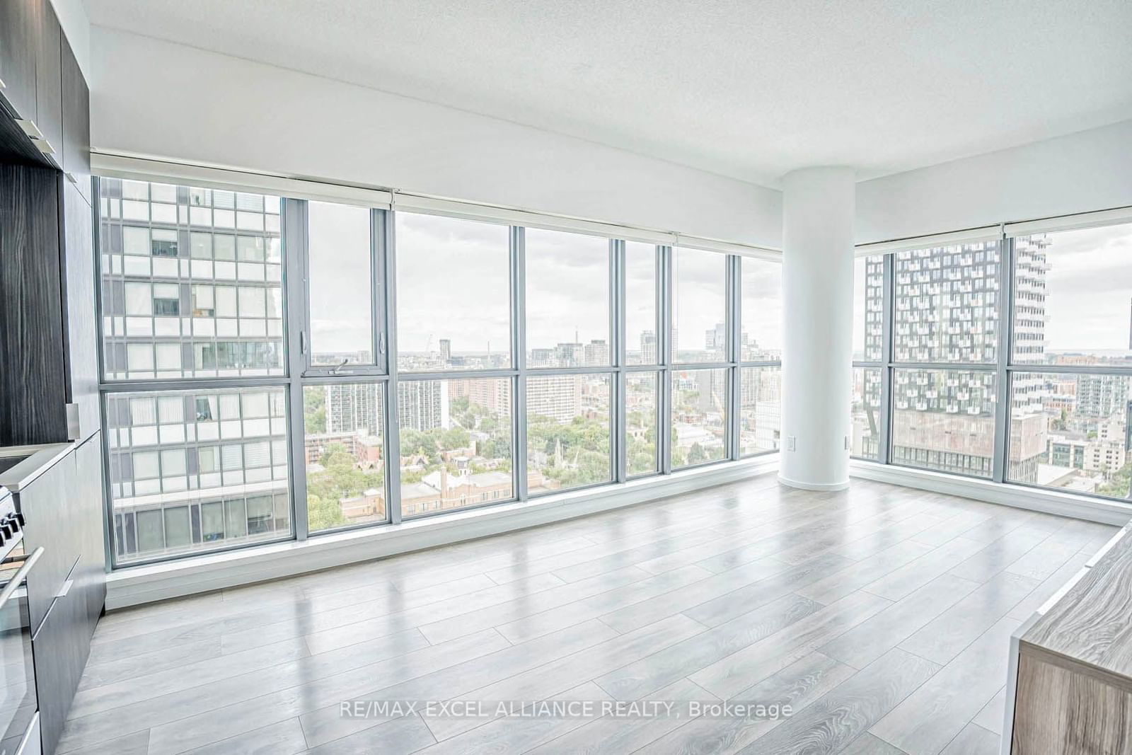 159 Dundas St E, unit 2105 for sale - image #6