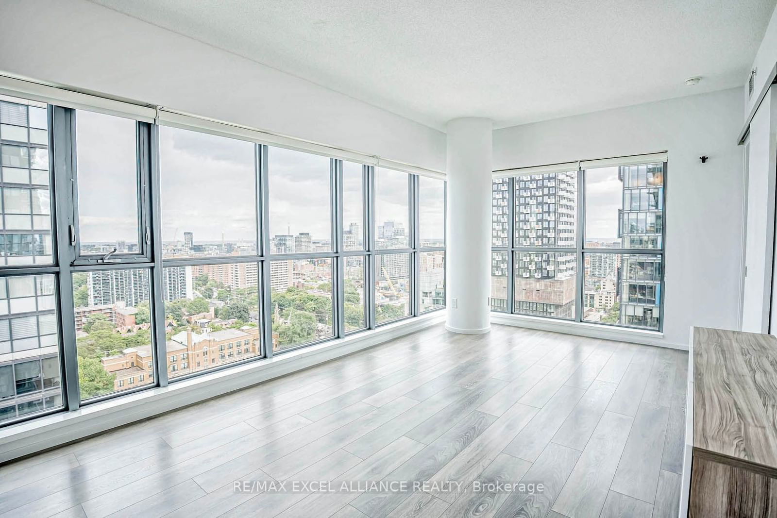 159 Dundas St E, unit 2105 for sale - image #7