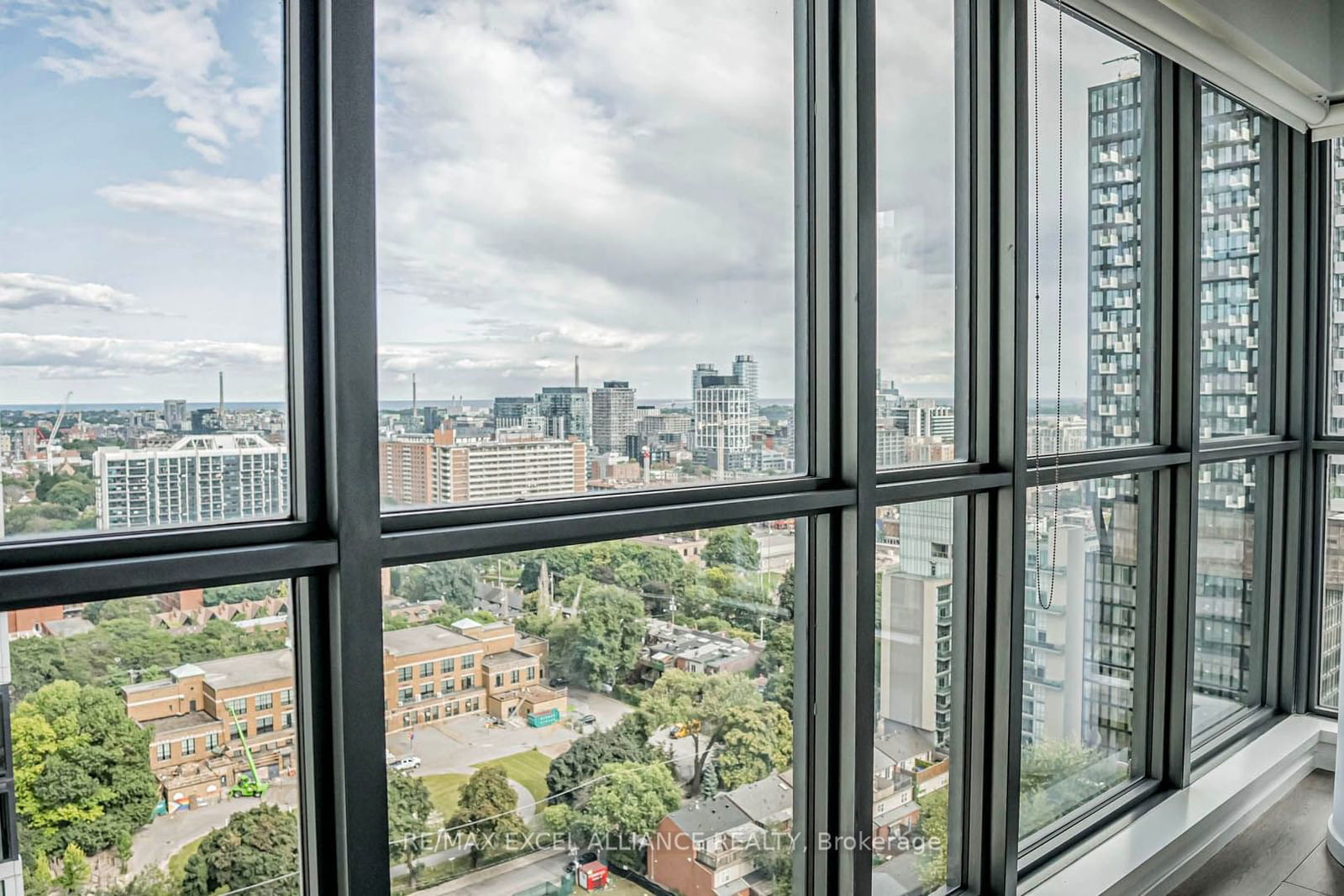 159 Dundas St E, unit 2105 for sale - image #8