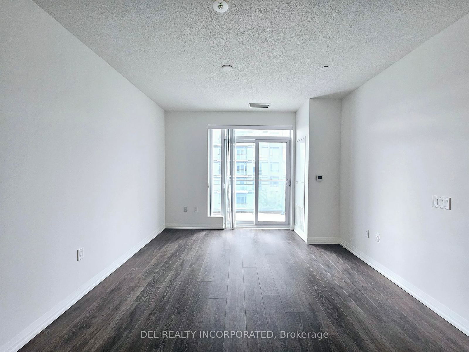 60 Ann O'reilly Rd, unit 567 for rent - image #4