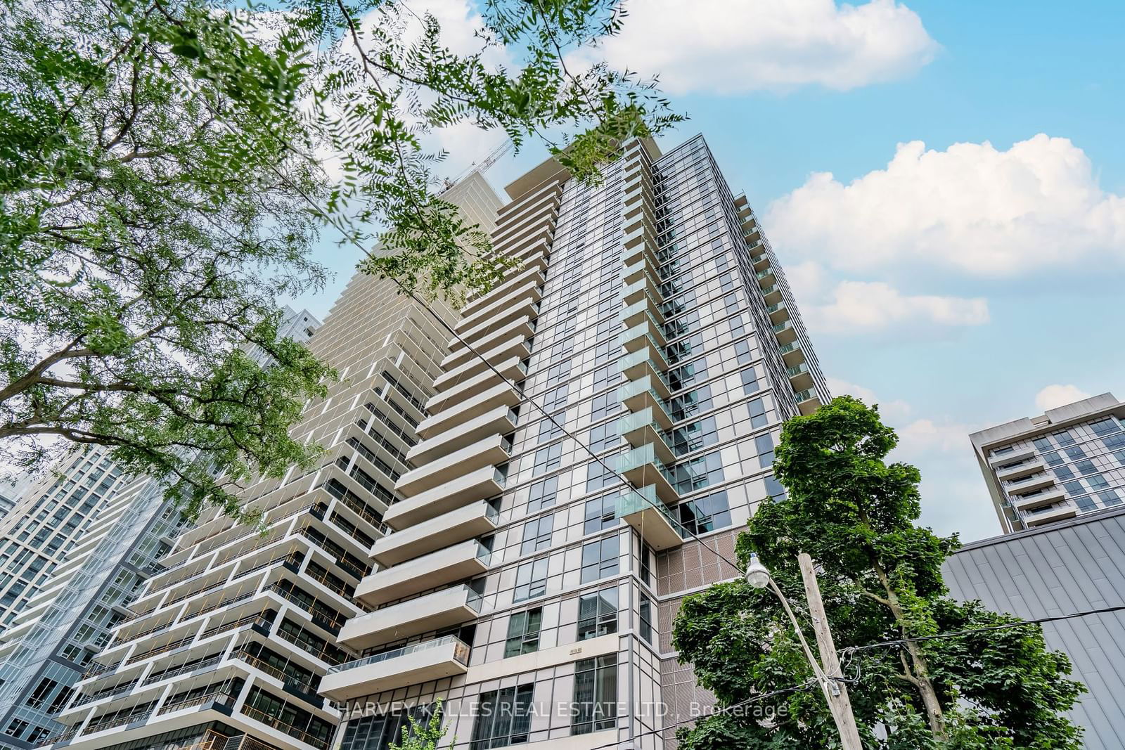 25 Broadway Ave, unit 1107 for sale