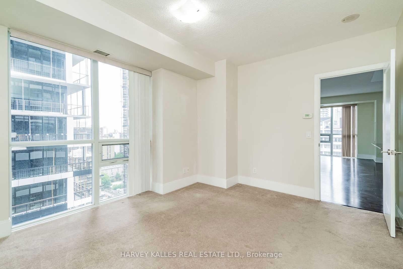 25 Broadway Ave, unit 1107 for sale - image #16