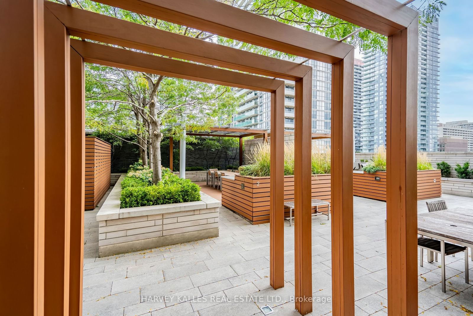 25 Broadway Ave, unit 1107 for sale - image #27