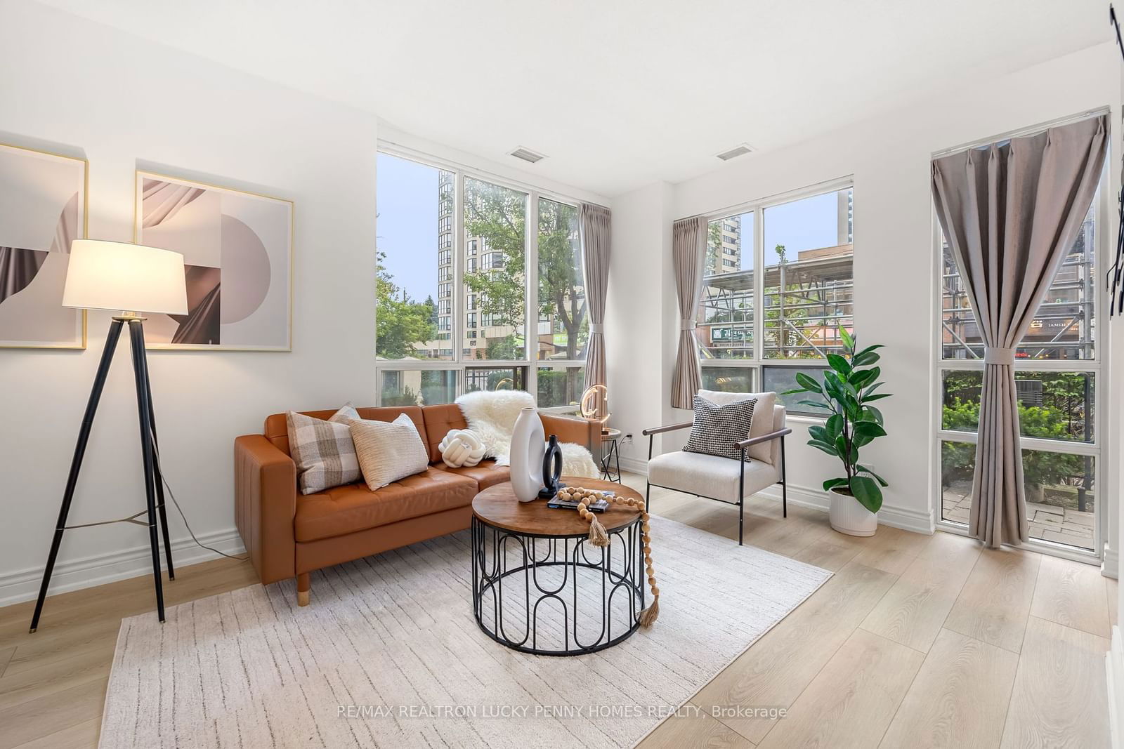 18 Spring Garden Ave, unit 106 for sale - image #8