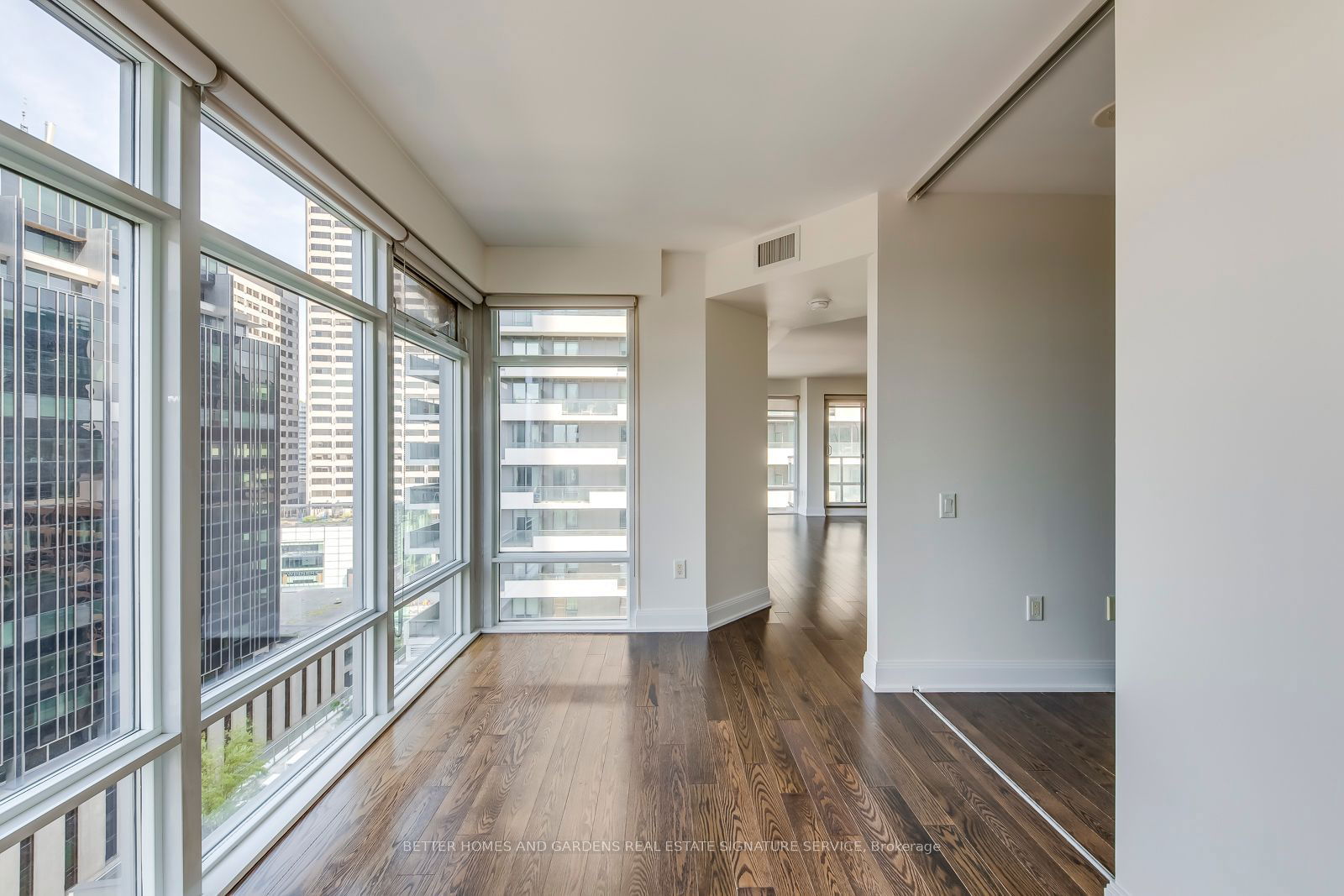 2191 Yonge St, unit 1708 for sale