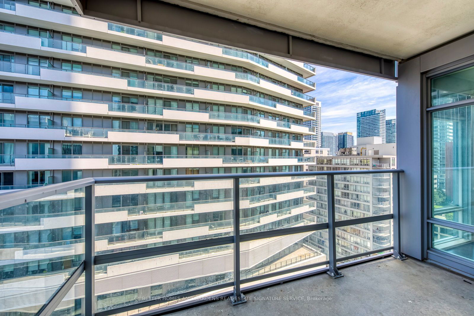 2191 Yonge St, unit 1708 for sale - image #30