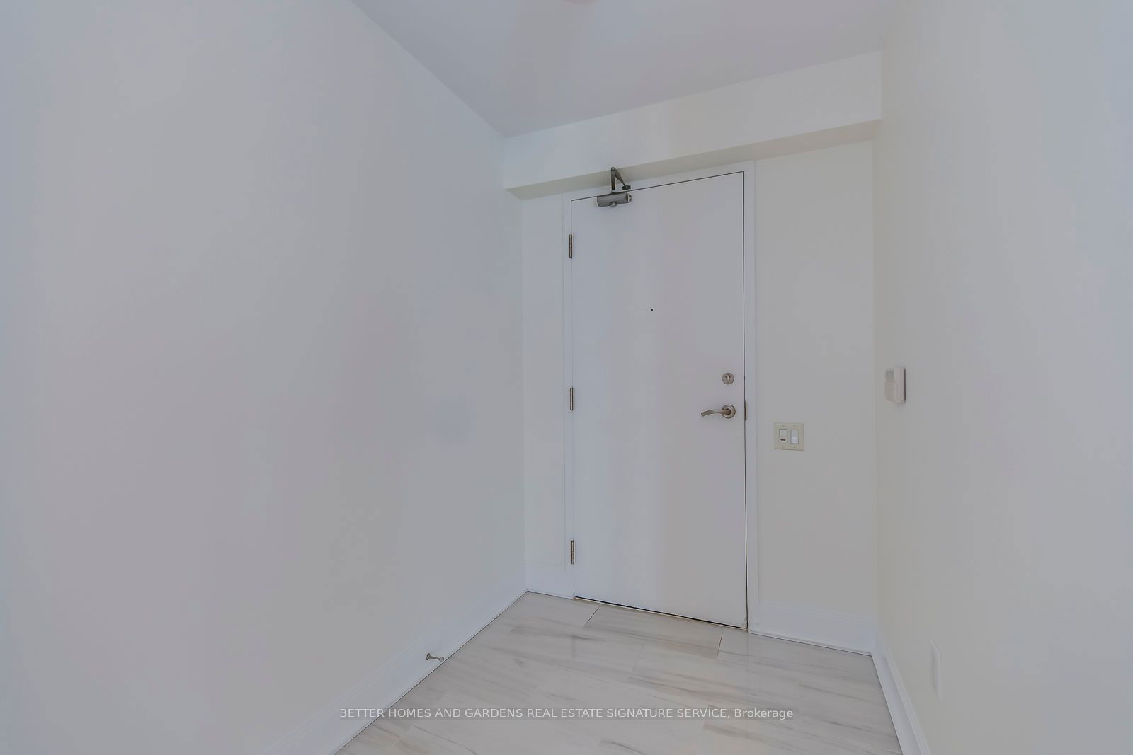 2191 Yonge St, unit 1708 for sale - image #4