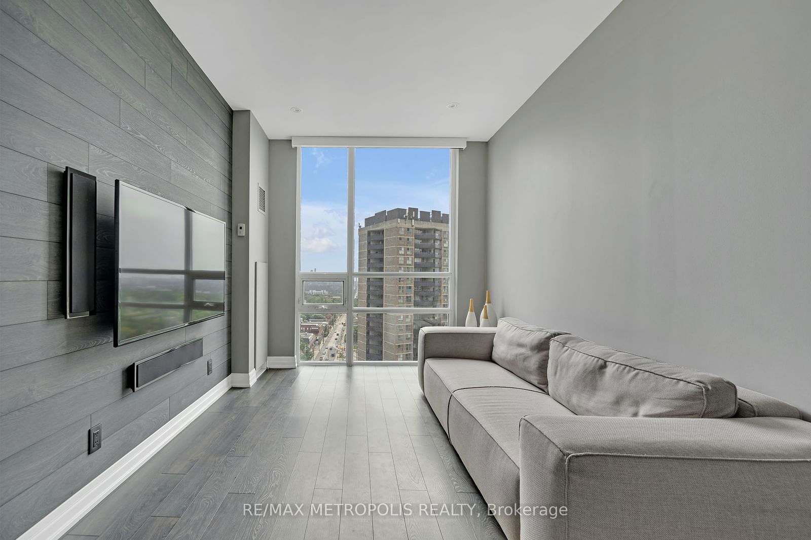 500 St Clair Ave W, unit 1508 for sale