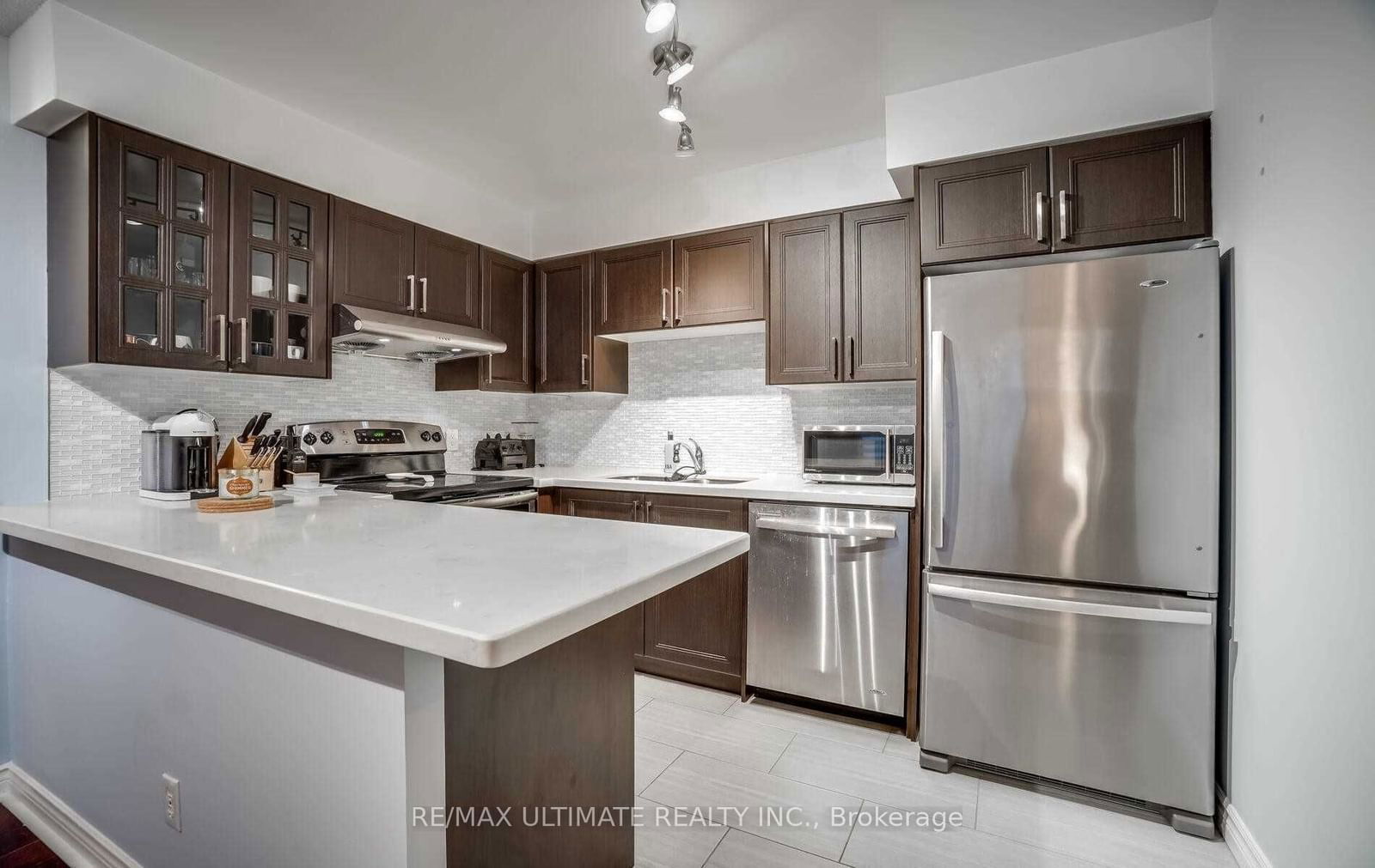 256 Doris Ave, unit 1611 for rent - image #14