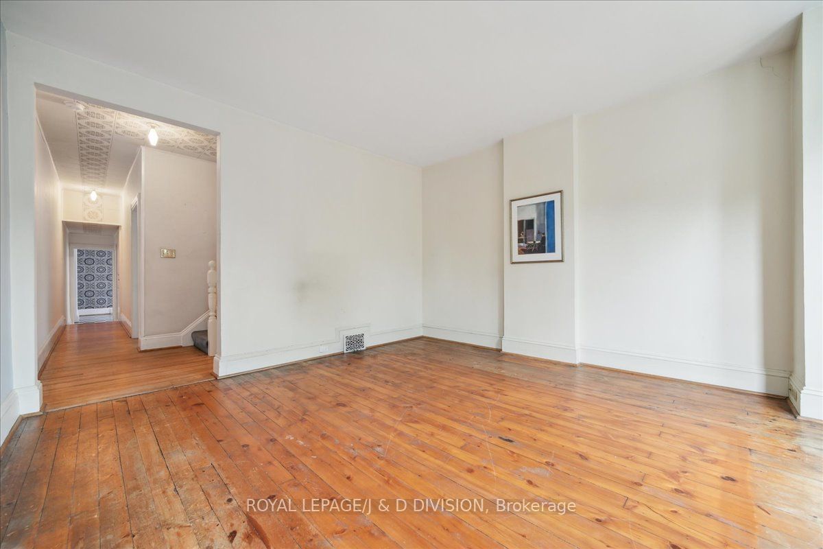 139 Collier St for sale  - image #17