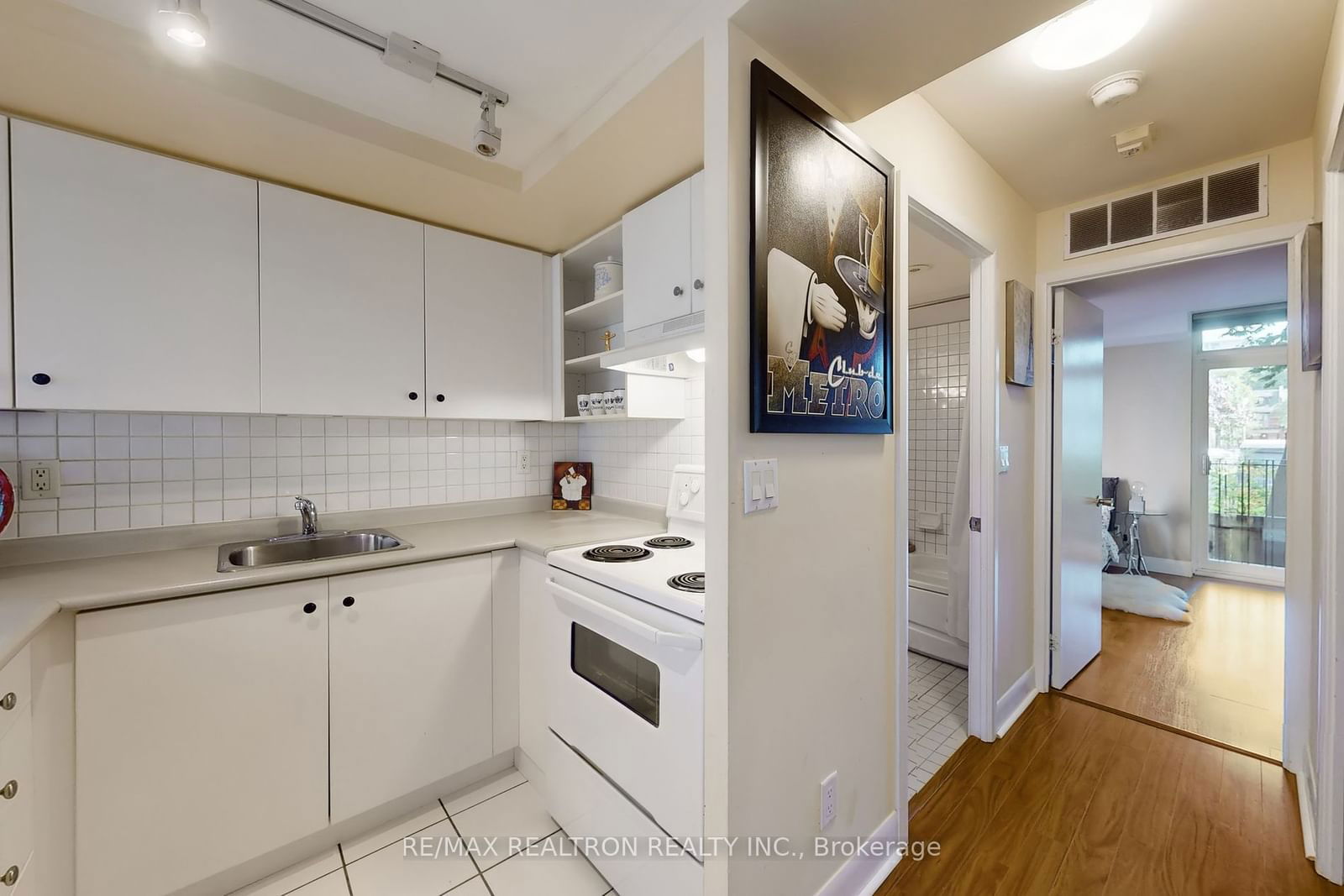 415 Jarvis St, unit 237 for sale