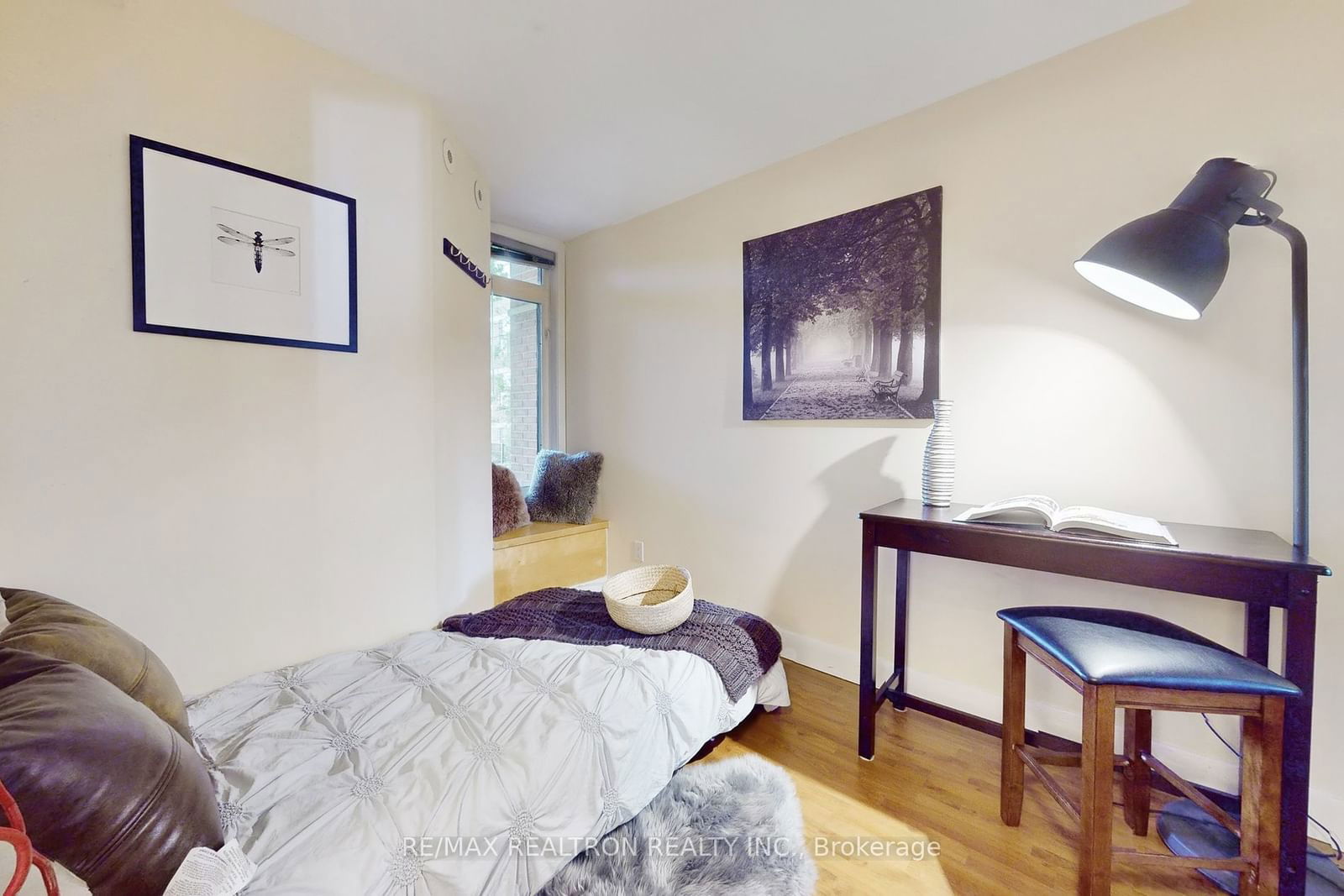 415 Jarvis St, unit 237 for sale - image #24