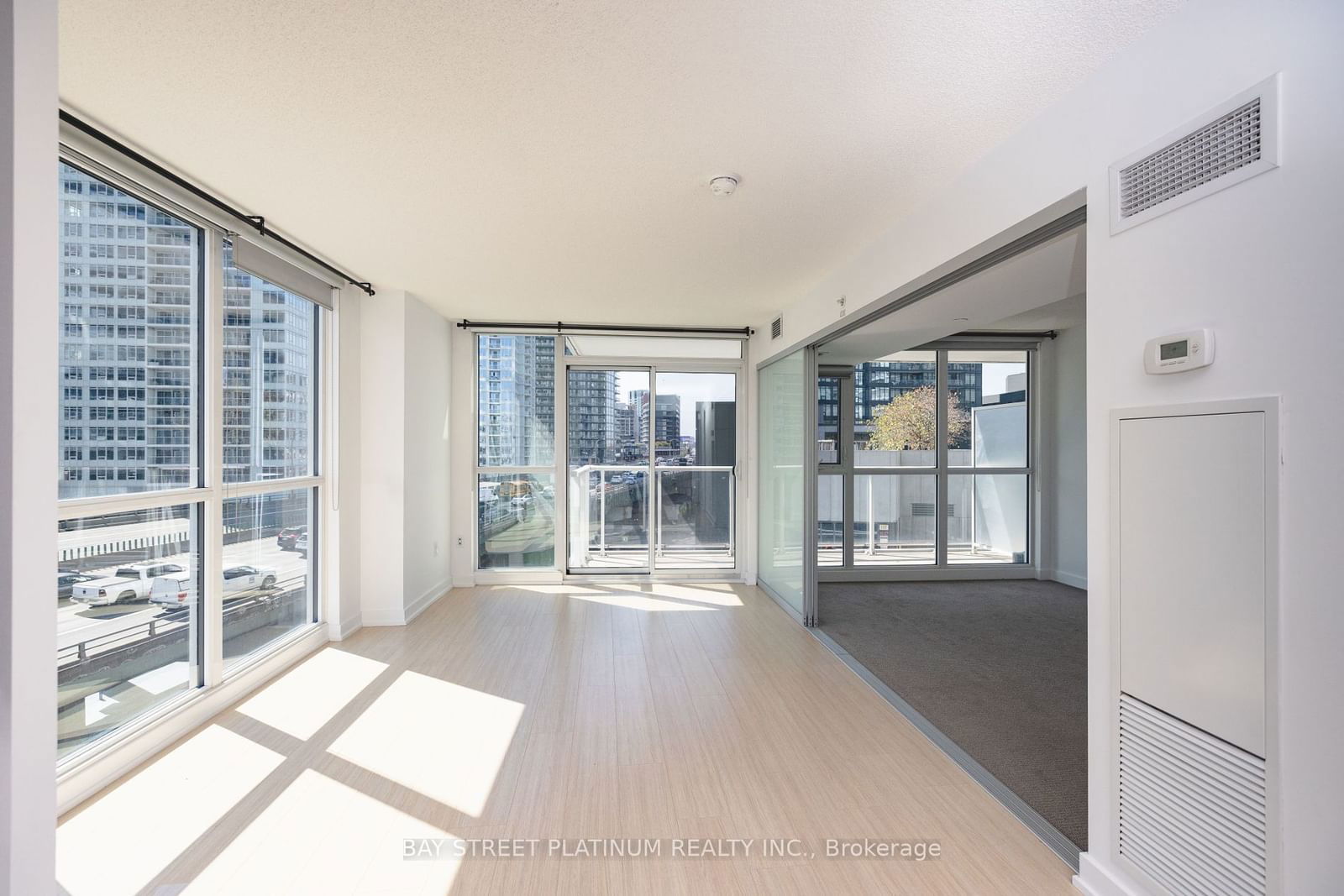 75 Queens Wharf Rd S, unit 708 for rent - image #8