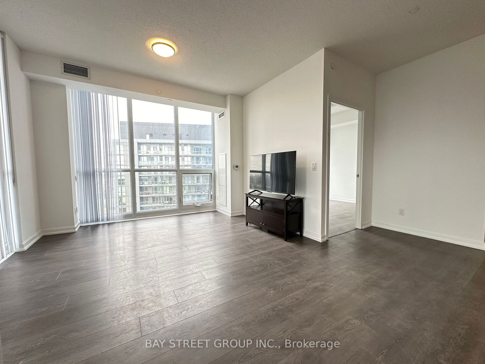 32 Forest Manor Rd, unit 1110 for rent - image #11