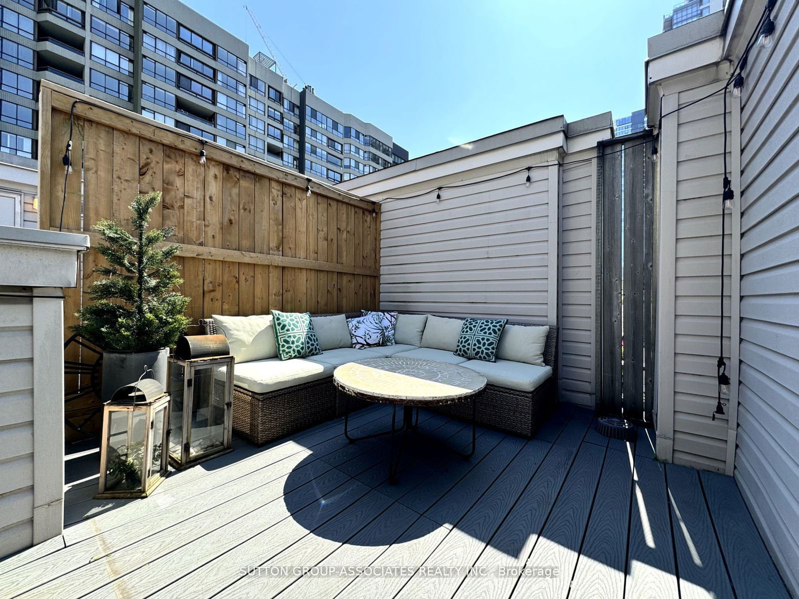 415 Jarvis St, unit 380 for sale