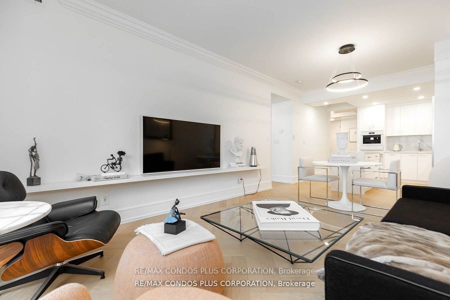 10 Bellair St, unit 801 for sale - image #7