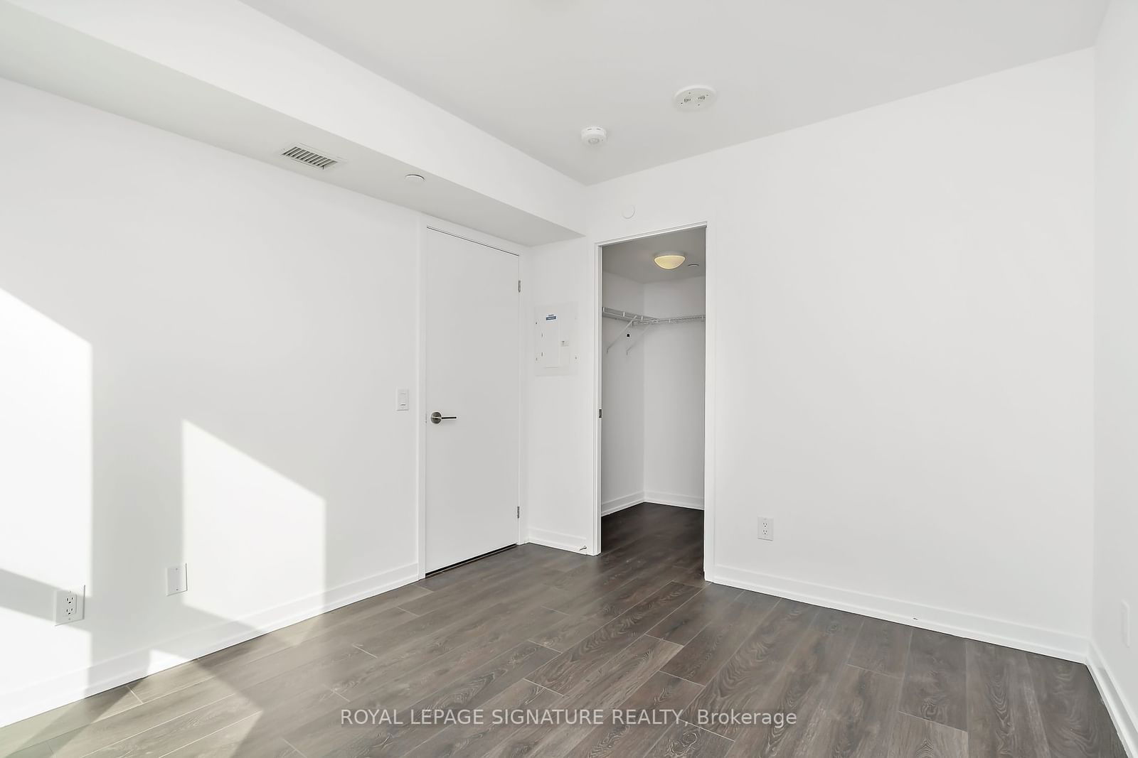 219 Dundas St E, unit 1105 for rent - image #10