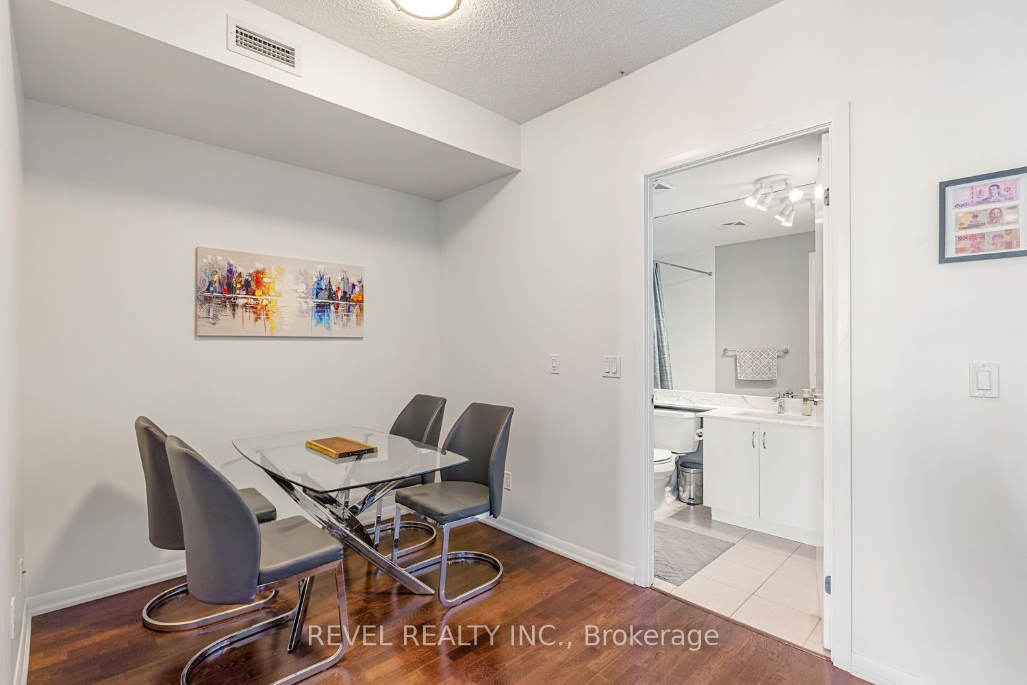 215 Fort York Blvd, unit 2412 for sale