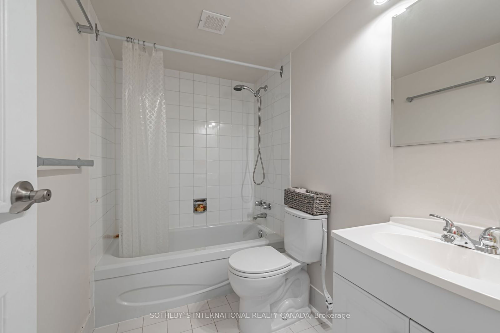 77 Maitland Pl, unit 325 for sale - image #20