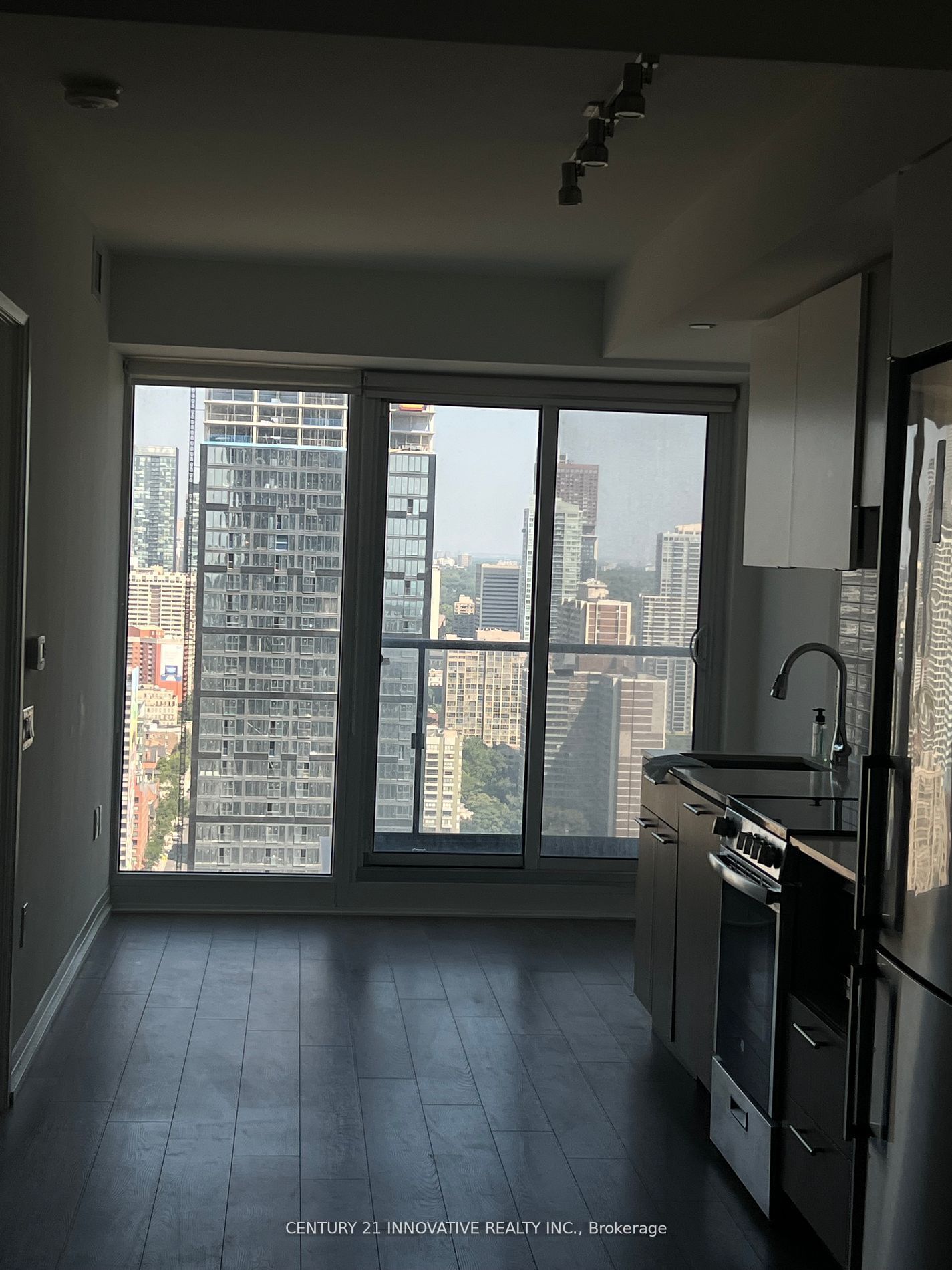 251 Jarvis St W, unit 3912 for rent - image #12