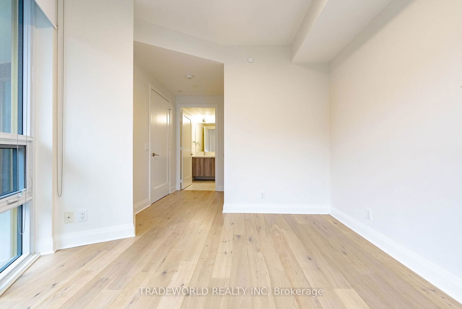 151 Avenue Rd, unit 305 for sale - image #14