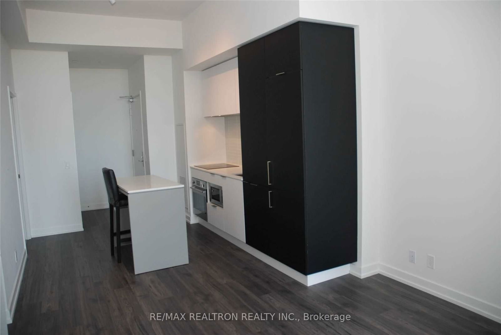 33 Helendale Ave, unit 1211 for rent - image #7